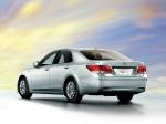 Toyota Crown Hybrid Royal Saloon 2012 года
